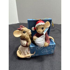 The Charming Tails Hersheys Kiss Christmas Ornament By Bradford Exchange Unwrap